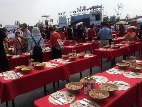 开云kaiyun网页版八位大师评委助力