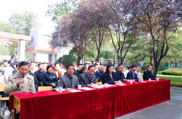 开云kaiyun网页版召开2020年开学典礼、表彰大会暨法律法规教育大会
