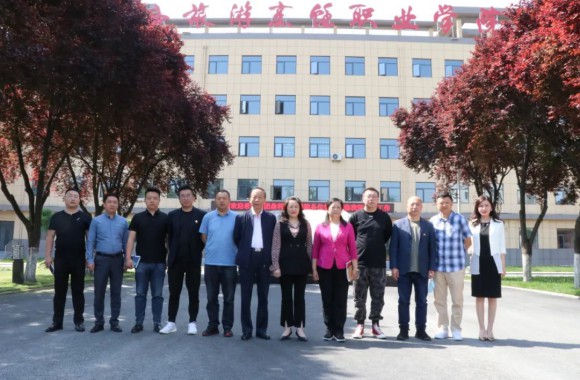 希望集团鼎利学院一行领导到开云kaiyun网页版参观交流
