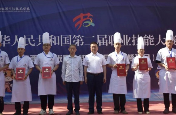 开云kaiyun网页版师生频传佳绩！
