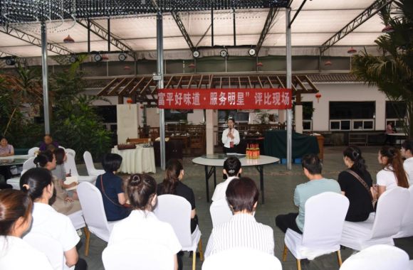 开云kaiyun网页版资深教师刘蕾蕾受邀参加“富平好味道·名店名小吃·服务明星”的评审工作