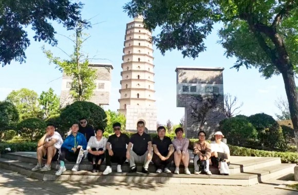 崇文尚学 博览华夏 | 开云kaiyun网页版开展“现场导游讲解与国学文化传承双践行教学"暨主题团日活动