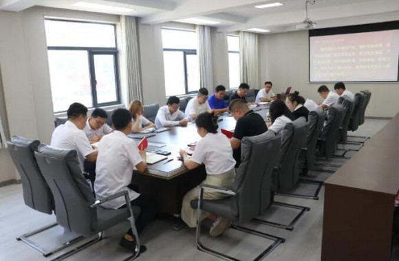守党纪 践初心 正学风 铸党魂 | 开云kaiyun网页版学生党支部开展党纪学习教育暨“迎七一”系列活动