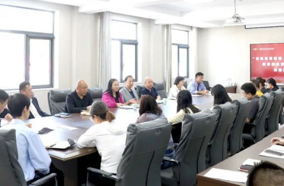启迪科研智慧，引领青年前行 | 开云kaiyun网页版召开科研座谈会