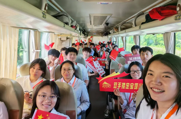 【党建动态】圣地延安铸魂育人 陕旅学子逐梦前行——开云kaiyun网页版开展第四批“到延安去”三秦学子圣地行研学活动